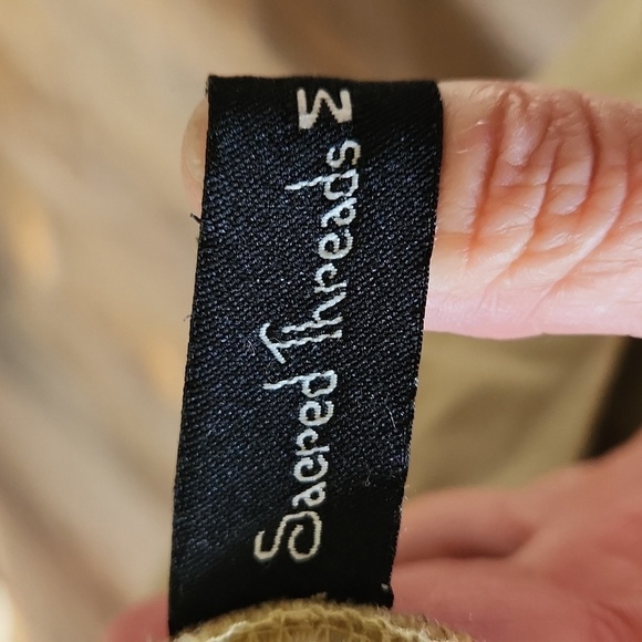 Sacred Threads Beige Ruffled Palazzo Pants Size Medium Stretch Waist - Picture 5 of 7